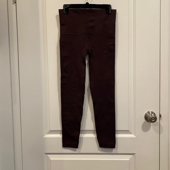 Spanx Seamless Leggings - Picture 3 of 3